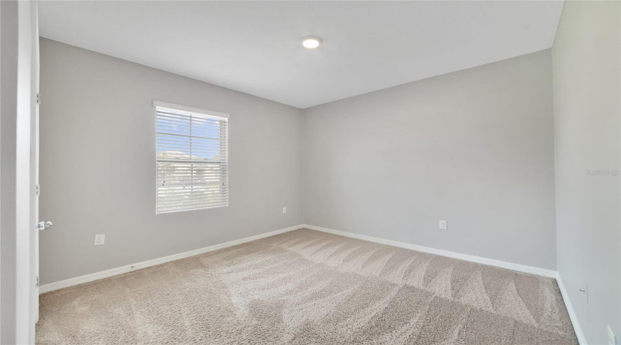 DAVENPORT, Florida 33897, 4 Bedrooms Bedrooms, ,2 BathroomsBathrooms,Residential,For Sale,WILLOW BEND,0,MFRO6339312