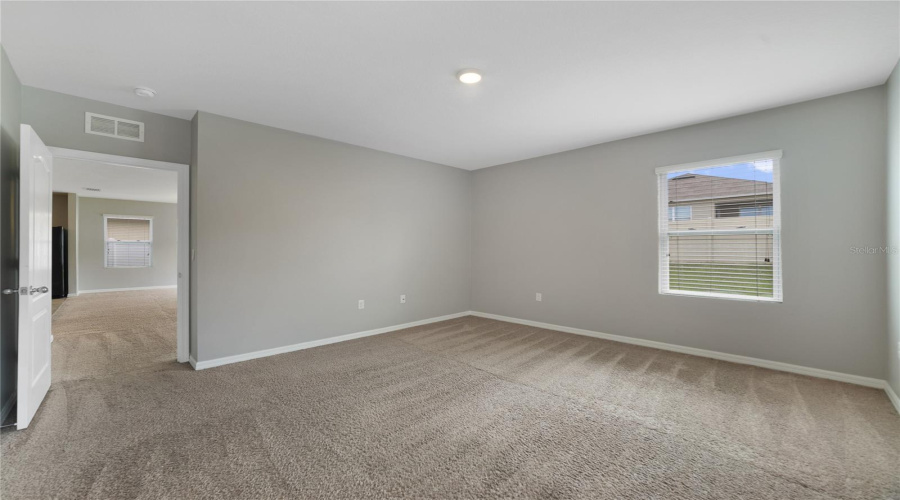 DAVENPORT, Florida 33897, 4 Bedrooms Bedrooms, ,2 BathroomsBathrooms,Residential,For Sale,WILLOW BEND,0,MFRO6339312