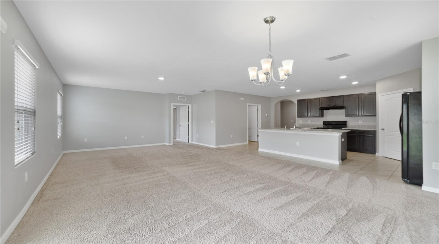 DAVENPORT, Florida 33897, 4 Bedrooms Bedrooms, ,2 BathroomsBathrooms,Residential,For Sale,WILLOW BEND,0,MFRO6339312