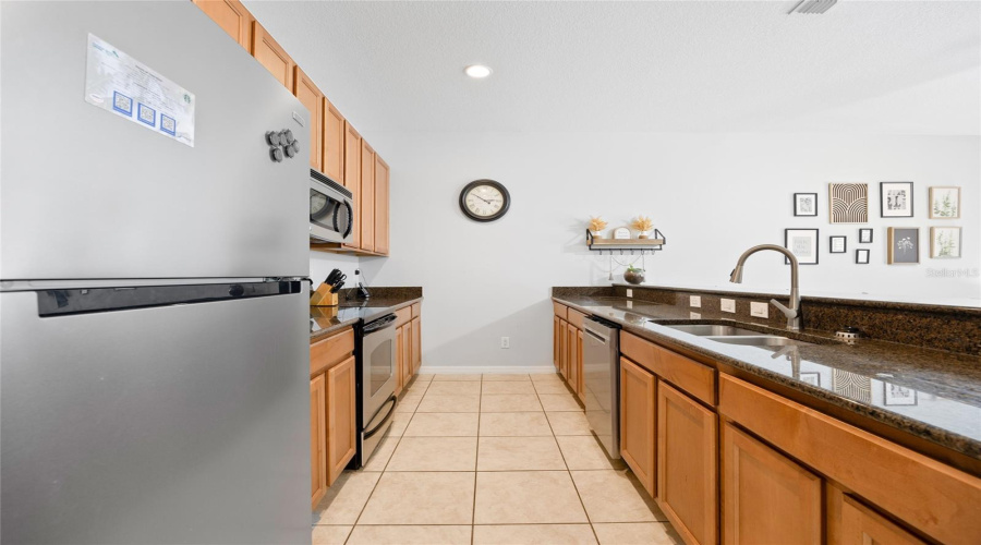 KISSIMMEE, Florida 34747, 4 Bedrooms Bedrooms, ,3 BathroomsBathrooms,Residential,For Sale,COCO PALM,0,MFRO6339318