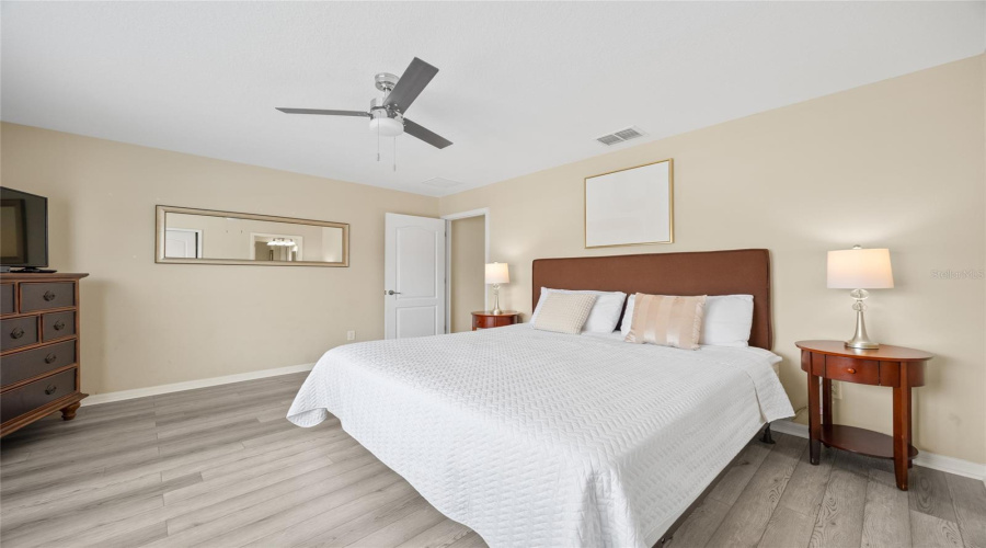 KISSIMMEE, Florida 34747, 4 Bedrooms Bedrooms, ,3 BathroomsBathrooms,Residential,For Sale,COCO PALM,0,MFRO6339318