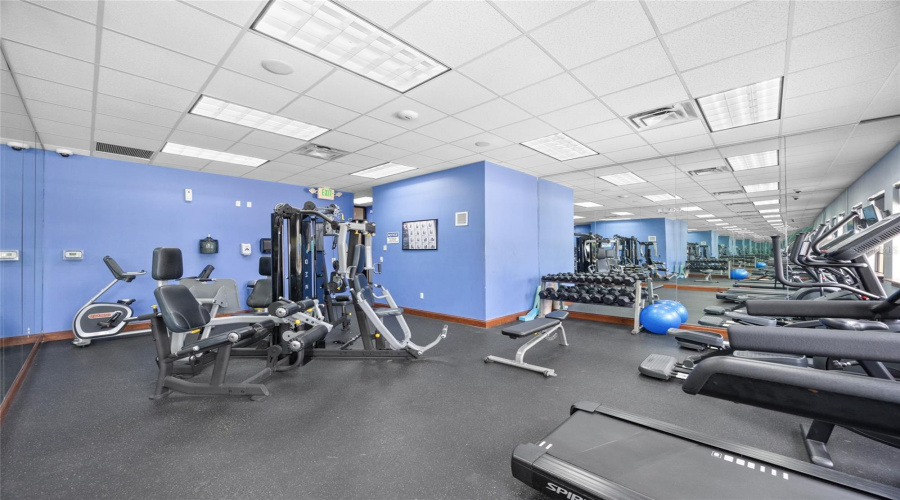 KISSIMMEE, Florida 34747, 4 Bedrooms Bedrooms, ,3 BathroomsBathrooms,Residential,For Sale,COCO PALM,0,MFRO6339318