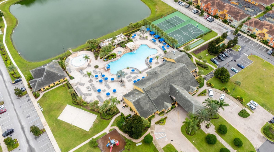 KISSIMMEE, Florida 34747, 4 Bedrooms Bedrooms, ,3 BathroomsBathrooms,Residential,For Sale,COCO PALM,0,MFRO6339318