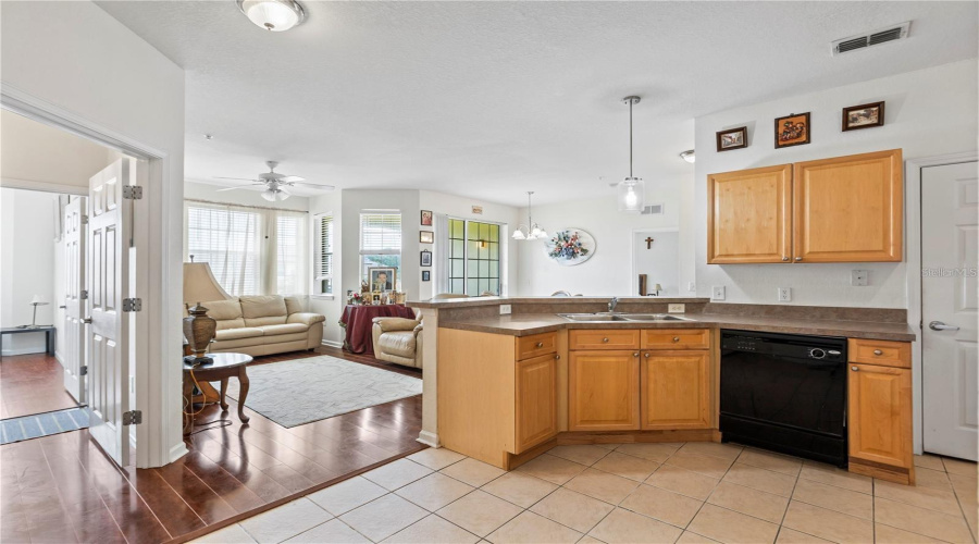 DAVENPORT, Florida 33896, 2 Bedrooms Bedrooms, ,2 BathroomsBathrooms,Residential,For Sale,TERRACE RIDGE,0,MFRTB8421847