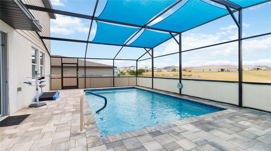 DAVENPORT, Florida 33837, 4 Bedrooms Bedrooms, ,3 BathroomsBathrooms,Residential,For Sale,CITRUS LANDINGS,0,MFRO6326080