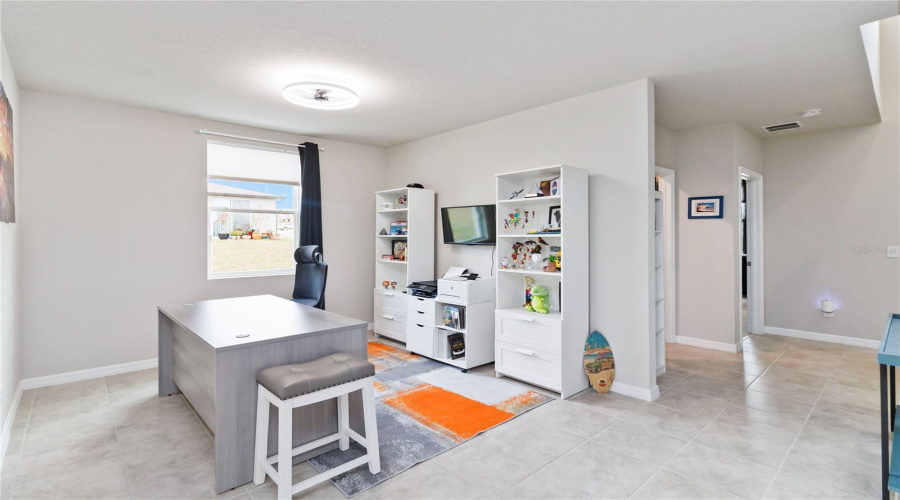 DAVENPORT, Florida 33837, 4 Bedrooms Bedrooms, ,3 BathroomsBathrooms,Residential,For Sale,CITRUS LANDINGS,0,MFRO6326080