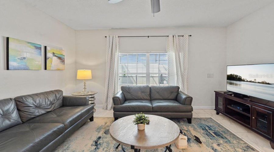 KISSIMMEE, Florida 34746, 4 Bedrooms Bedrooms, ,3 BathroomsBathrooms,Residential,For Sale,PEQUOD,0,MFRO6339097