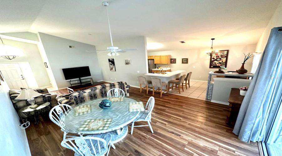 DAVENPORT, Florida 33897, 3 Bedrooms Bedrooms, ,2 BathroomsBathrooms,Residential,For Sale,TROON,0,MFRS5133235