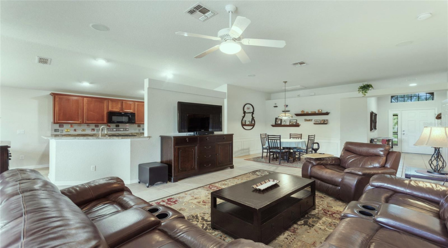 DAVENPORT, Florida 33837, 2 Bedrooms Bedrooms, ,2 BathroomsBathrooms,Residential,For Sale,DEL SOL,0,MFRS5133334