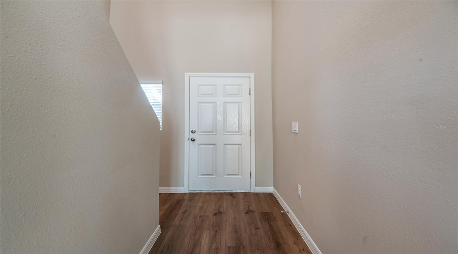 DAVENPORT, Florida 33837, 5 Bedrooms Bedrooms, ,3 BathroomsBathrooms,Residential,For Sale,ROLLING LAKE,0,MFRTB8422200