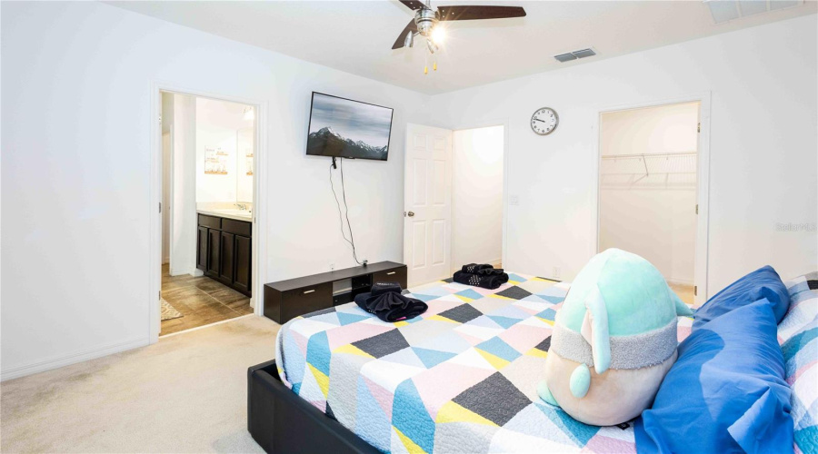 DAVENPORT, Florida 33897, 4 Bedrooms Bedrooms, ,4 BathroomsBathrooms,Residential,For Sale,MONTGOMERY,0,MFRO6339589