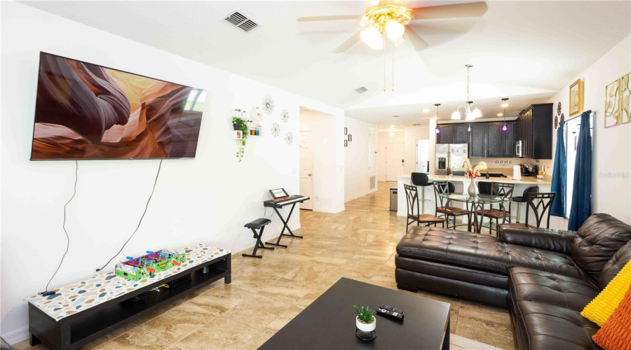 DAVENPORT, Florida 33897, 4 Bedrooms Bedrooms, ,4 BathroomsBathrooms,Residential,For Sale,MONTGOMERY,0,MFRO6339589