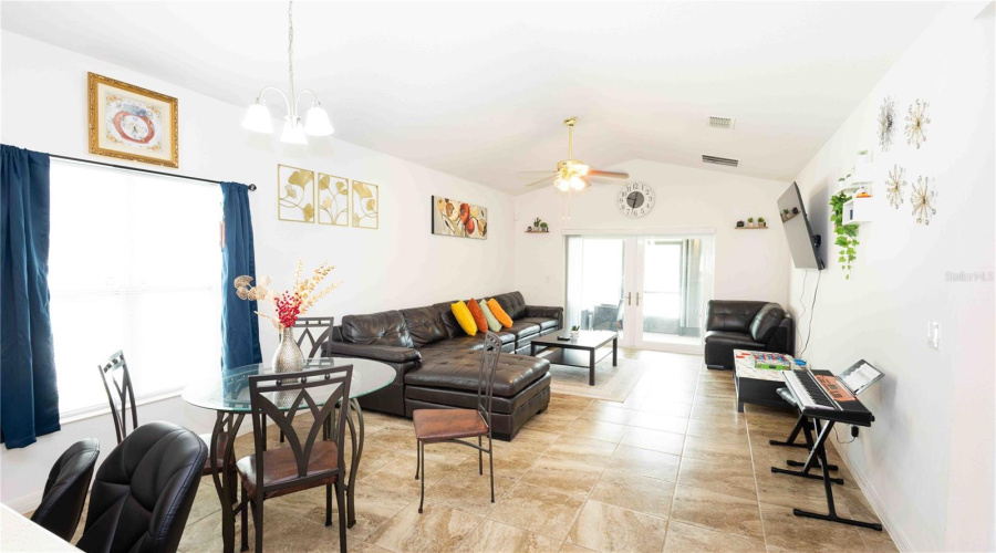 DAVENPORT, Florida 33897, 4 Bedrooms Bedrooms, ,4 BathroomsBathrooms,Residential,For Sale,MONTGOMERY,0,MFRO6339589