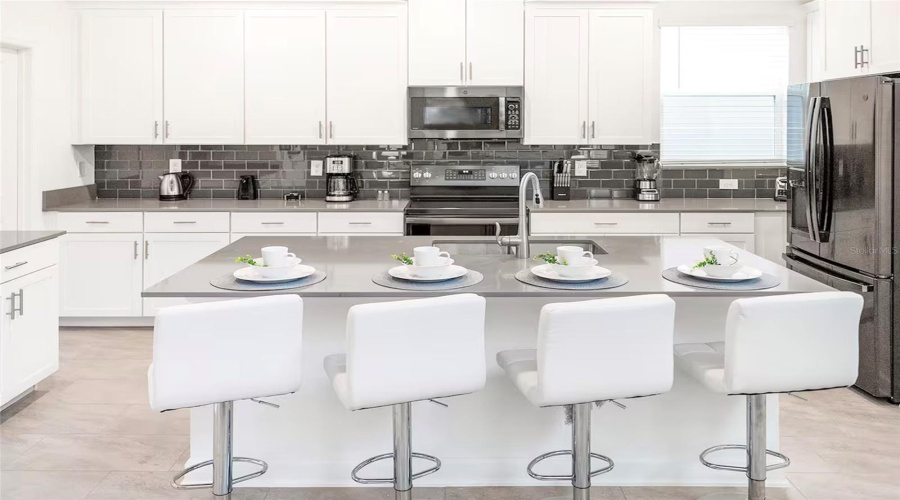 KISSIMMEE, Florida 34746, 5 Bedrooms Bedrooms, ,5 BathroomsBathrooms,Residential,For Sale,PROLOGUE,0,MFRO6339638