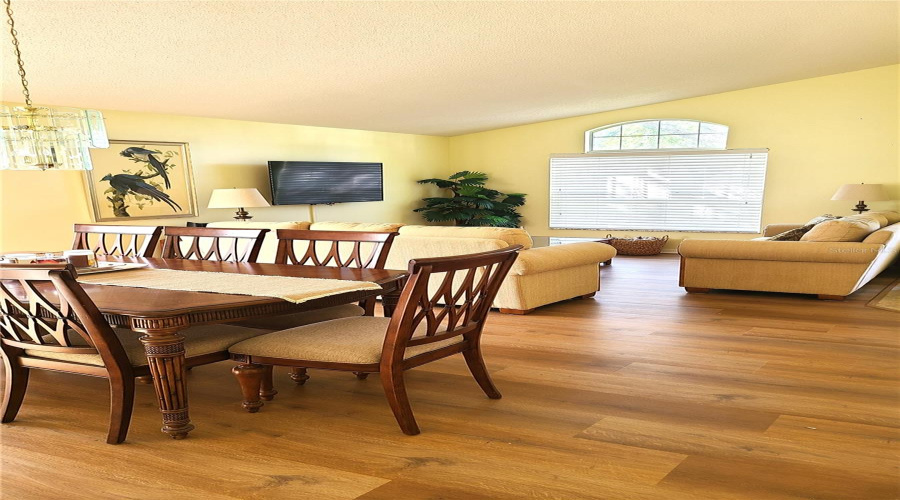 DAVENPORT, Florida 33897, 3 Bedrooms Bedrooms, ,2 BathroomsBathrooms,Residential,For Sale,LANGHAM,0,MFRS5133484