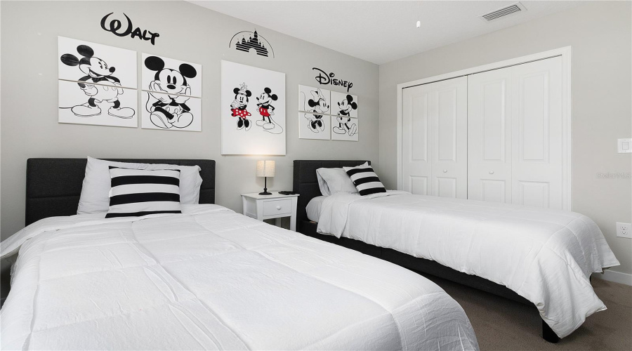KISSIMMEE, Florida 34746, 4 Bedrooms Bedrooms, ,3 BathroomsBathrooms,Residential,For Sale,LE REVE,0,MFRS5133533
