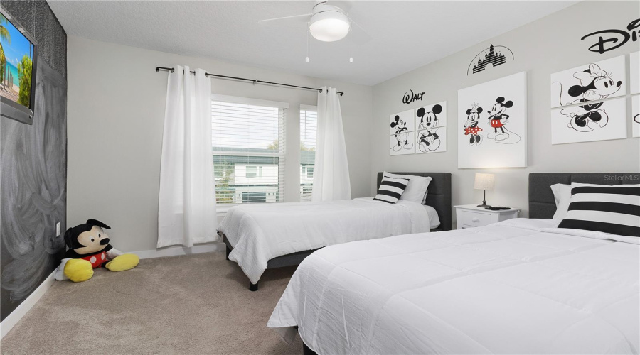 KISSIMMEE, Florida 34746, 4 Bedrooms Bedrooms, ,3 BathroomsBathrooms,Residential,For Sale,LE REVE,0,MFRS5133533