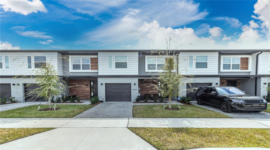 KISSIMMEE, Florida 34746, 4 Bedrooms Bedrooms, ,3 BathroomsBathrooms,Residential,For Sale,LE REVE,0,MFRS5133533