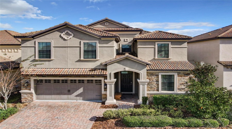 DAVENPORT, Florida 33896, 8 Bedrooms Bedrooms, ,5 BathroomsBathrooms,Residential,For Sale,DIVOT,0,MFRO6339924
