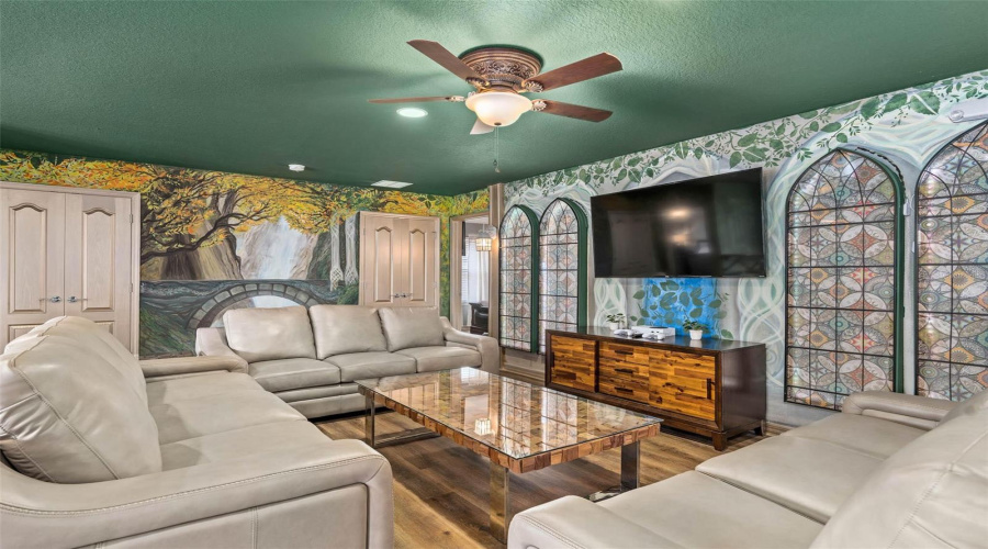 KISSIMMEE, Florida 34747, 9 Bedrooms Bedrooms, ,6 BathroomsBathrooms,Residential,For Sale,NICE,0,MFRO6339934