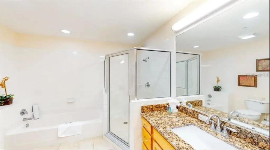 KISSIMMEE, Florida 34747, 3 Bedrooms Bedrooms, ,2 BathroomsBathrooms,Residential,For Sale,PIRATES RETREAT,0,MFRO6337276