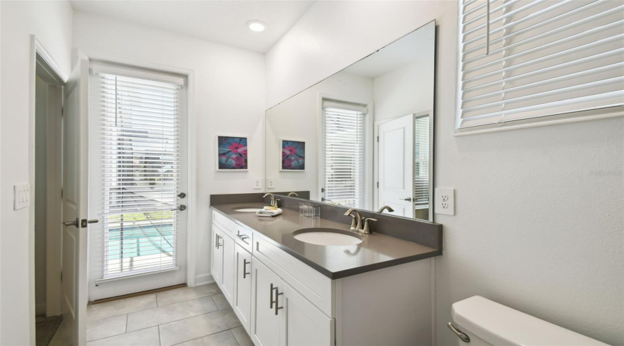 KISSIMMEE, Florida 34746, 5 Bedrooms Bedrooms, ,5 BathroomsBathrooms,Residential,For Sale,RHYME,0,MFRO6321428