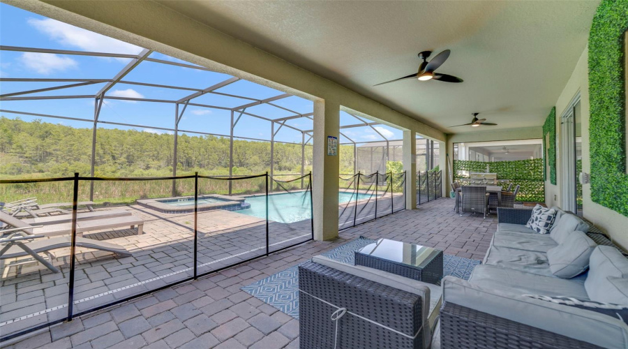 KISSIMMEE, Florida 34746, 8 Bedrooms Bedrooms, ,5 BathroomsBathrooms,Residential,For Sale,PENELOPE,0,MFRS5133614