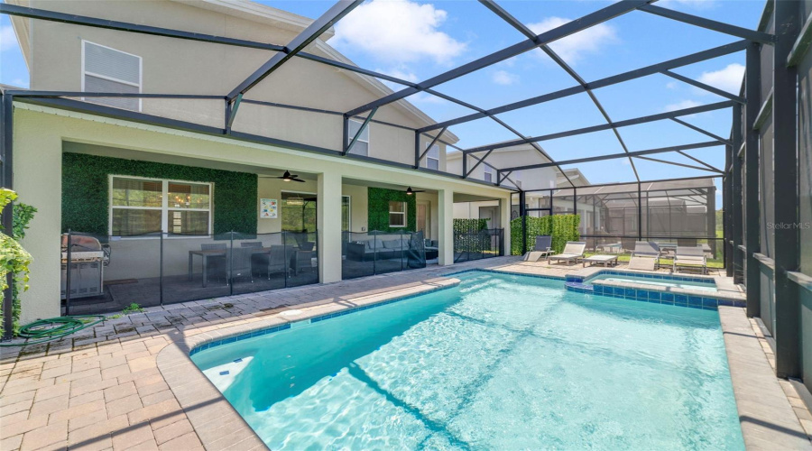 KISSIMMEE, Florida 34746, 8 Bedrooms Bedrooms, ,5 BathroomsBathrooms,Residential,For Sale,PENELOPE,0,MFRS5133614