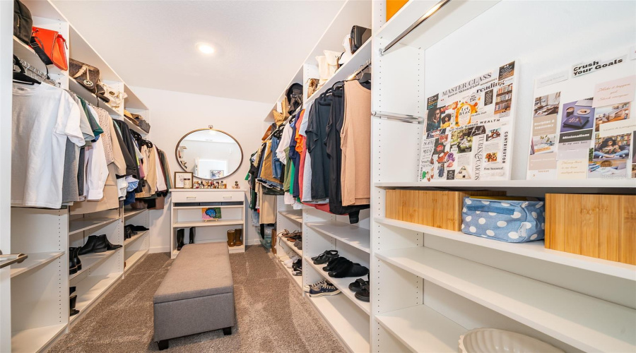 Owner's suite walk-in closet