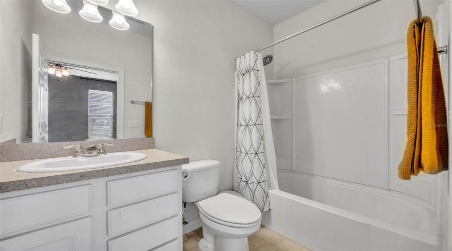DAVENPORT, Florida 33837, 4 Bedrooms Bedrooms, ,3 BathroomsBathrooms,Residential,For Sale,CITRUS ISLE,0,MFRO6335512