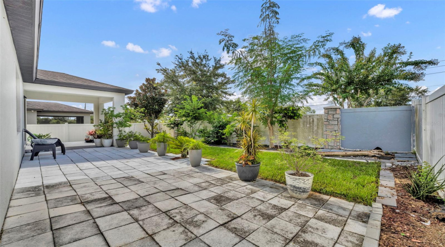 DAVENPORT, Florida 33837, 4 Bedrooms Bedrooms, ,3 BathroomsBathrooms,Residential,For Sale,CITRUS ISLE,0,MFRO6335512
