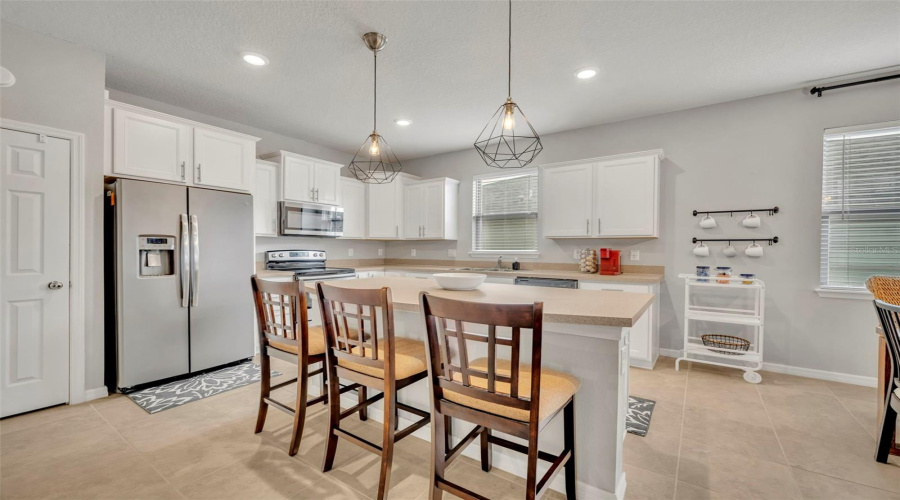 DAVENPORT, Florida 33837, 4 Bedrooms Bedrooms, ,3 BathroomsBathrooms,Residential,For Sale,CITRUS ISLE,0,MFRO6335512