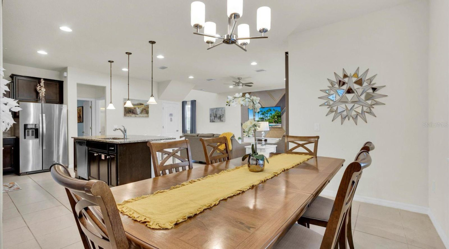 KISSIMMEE, Florida 34747, 5 Bedrooms Bedrooms, ,4 BathroomsBathrooms,Residential,For Sale,DUBAI,0,MFRFC312189