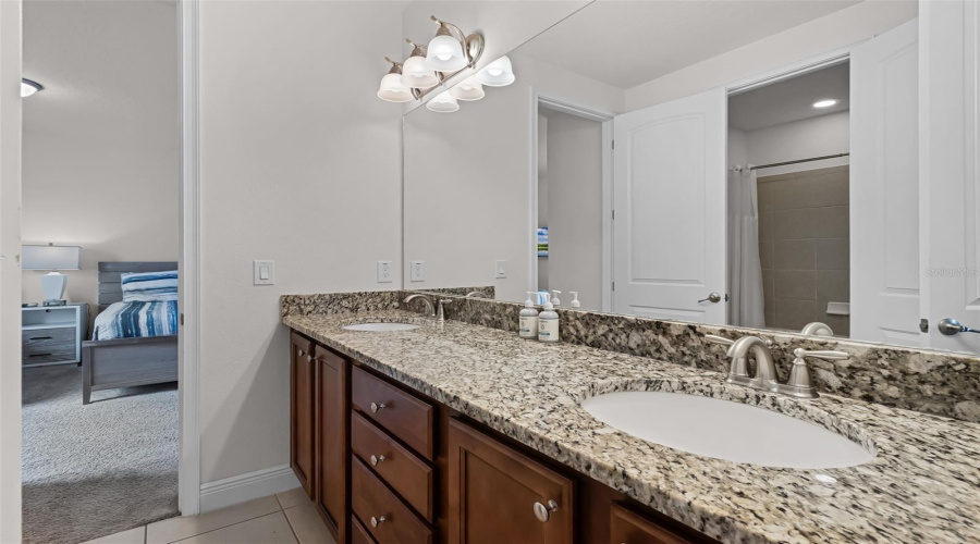 KISSIMMEE, Florida 34747, 8 Bedrooms Bedrooms, ,7 BathroomsBathrooms,Residential,For Sale,MARKER,0,MFRO6339142
