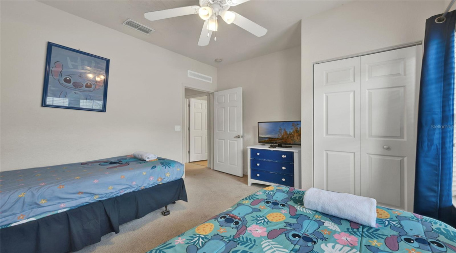 KISSIMMEE, Florida 34746, 4 Bedrooms Bedrooms, ,3 BathroomsBathrooms,Residential,For Sale,LUCAYAN HARBOUR,0,MFRO6335707