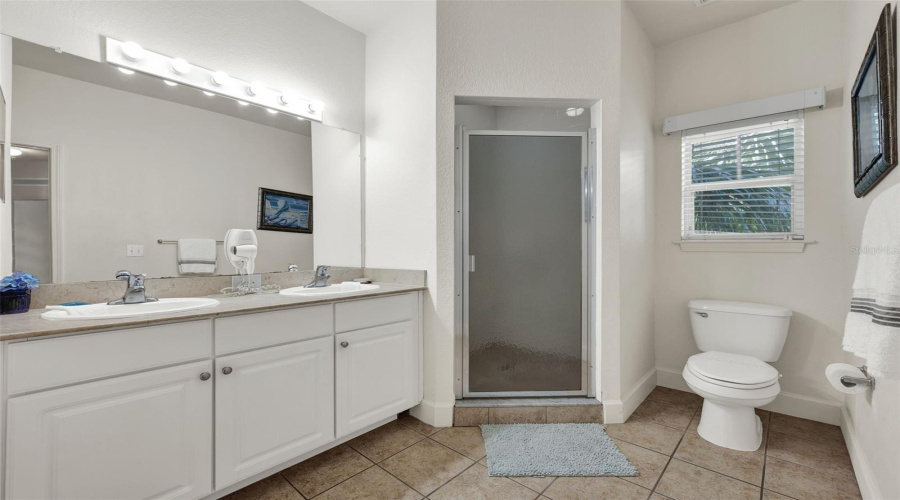 KISSIMMEE, Florida 34746, 4 Bedrooms Bedrooms, ,3 BathroomsBathrooms,Residential,For Sale,LUCAYAN HARBOUR,0,MFRO6335707