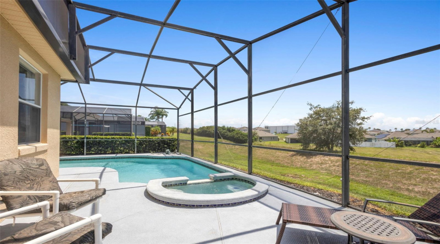 Pool & Spa