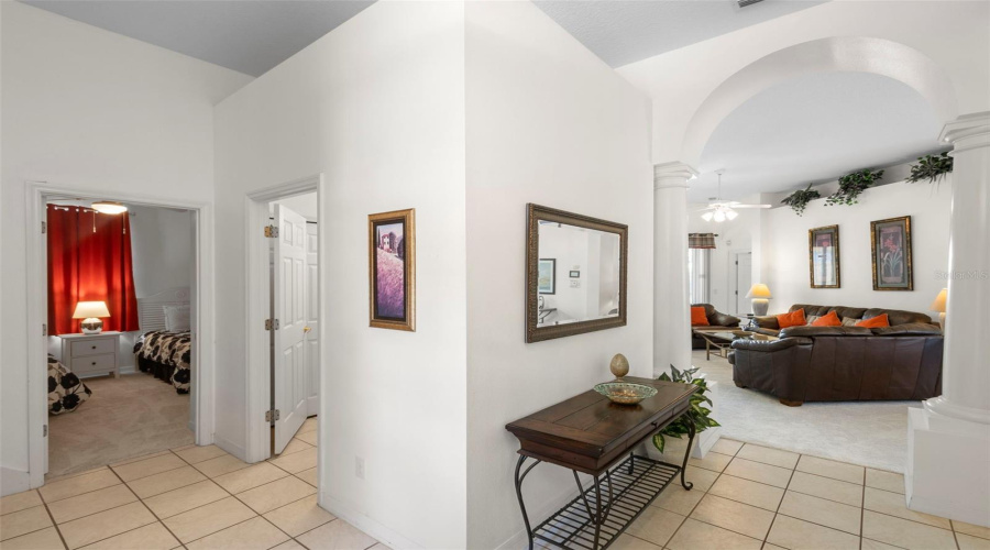 3 way split floor plan