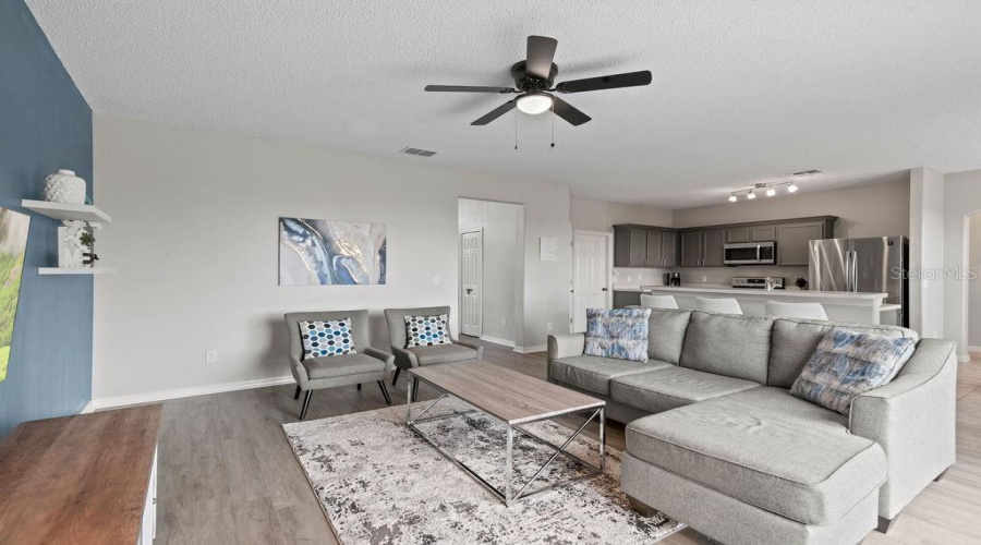 DAVENPORT, Florida 33837, 4 Bedrooms Bedrooms, ,3 BathroomsBathrooms,Residential,For Sale,SUNSET VIEW,0,MFRG5101417