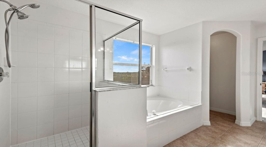 DAVENPORT, Florida 33837, 4 Bedrooms Bedrooms, ,3 BathroomsBathrooms,Residential,For Sale,SUNSET VIEW,0,MFRG5101417