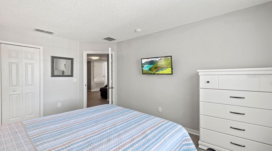 DAVENPORT, Florida 33837, 4 Bedrooms Bedrooms, ,3 BathroomsBathrooms,Residential,For Sale,SUNSET VIEW,0,MFRG5101417
