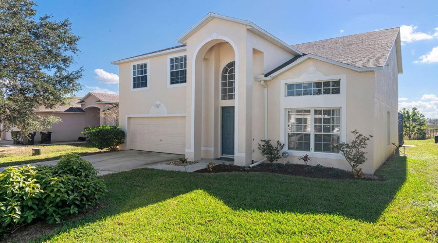 DAVENPORT, Florida 33837, 4 Bedrooms Bedrooms, ,3 BathroomsBathrooms,Residential,For Sale,SUNSET VIEW,0,MFRG5101417