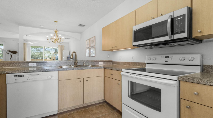 KISSIMMEE, Florida 34746, 3 Bedrooms Bedrooms, ,2 BathroomsBathrooms,Residential,For Sale,BEACH,0,MFRS5112930