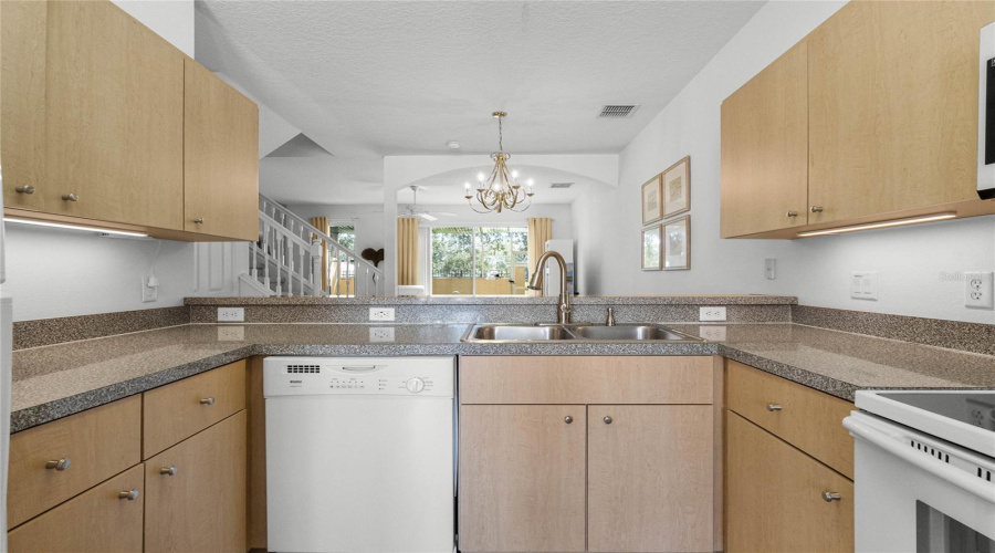 KISSIMMEE, Florida 34746, 3 Bedrooms Bedrooms, ,2 BathroomsBathrooms,Residential,For Sale,BEACH,0,MFRS5112930