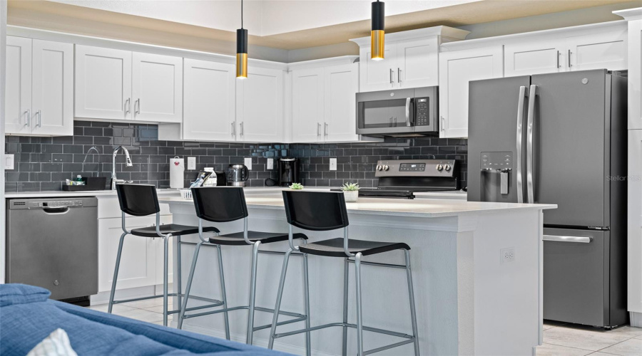KISSIMMEE, Florida 34746, 3 Bedrooms Bedrooms, ,2 BathroomsBathrooms,Residential,For Sale,PARADOX,0,MFRO6339910