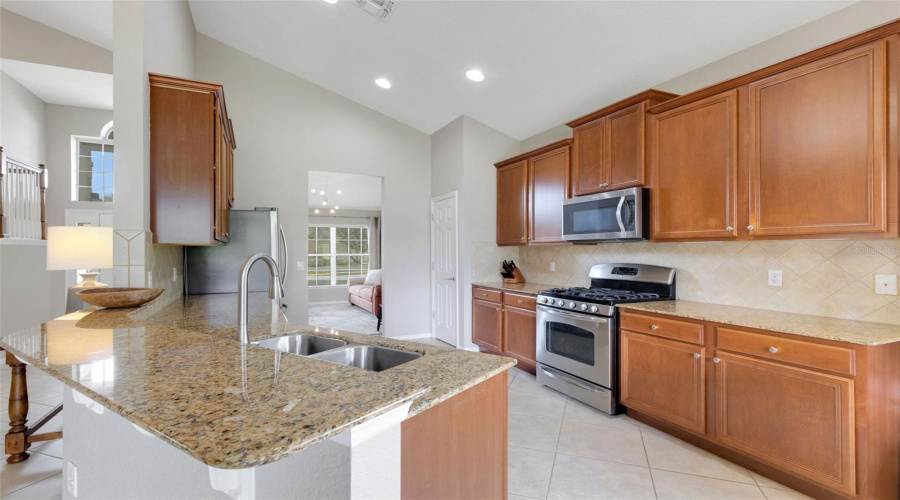 DAVENPORT, Florida 33837, 3 Bedrooms Bedrooms, ,3 BathroomsBathrooms,Residential,For Sale,DEL SOL,0,MFRS5118919
