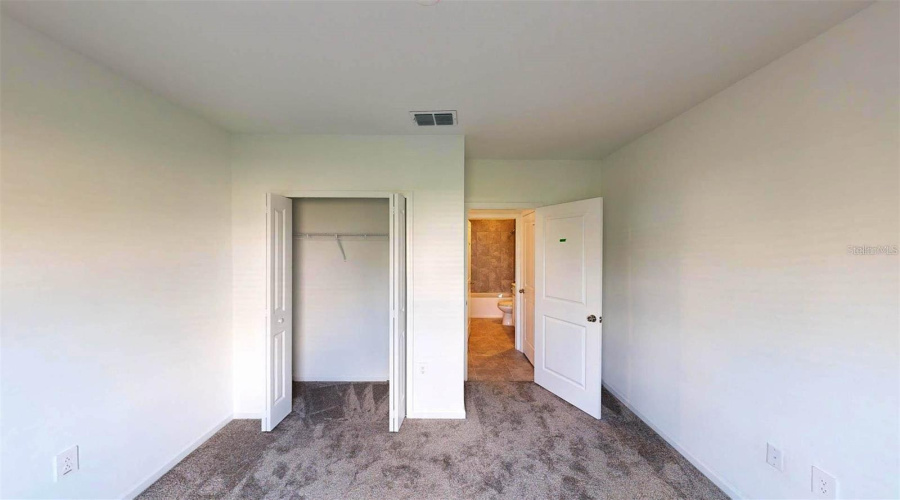 DAVENPORT, Florida 33837, 6 Bedrooms Bedrooms, ,3 BathroomsBathrooms,Residential,For Sale,RESERVOIR,0,MFRO6340082