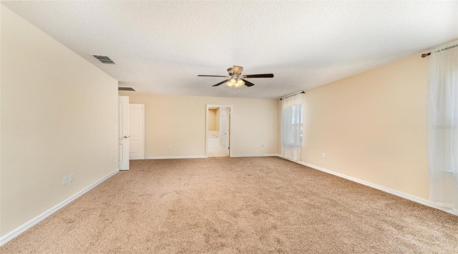 DAVENPORT, Florida 33837, 4 Bedrooms Bedrooms, ,2 BathroomsBathrooms,Residential,For Sale,SUMMER SQUALL,0,MFRTB8422691
