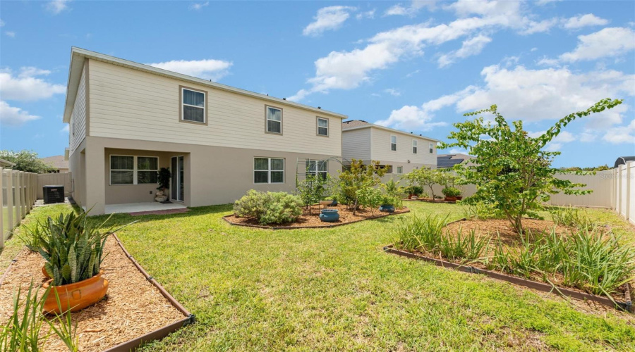 DAVENPORT, Florida 33837, 4 Bedrooms Bedrooms, ,2 BathroomsBathrooms,Residential,For Sale,SUMMER SQUALL,0,MFRTB8422691