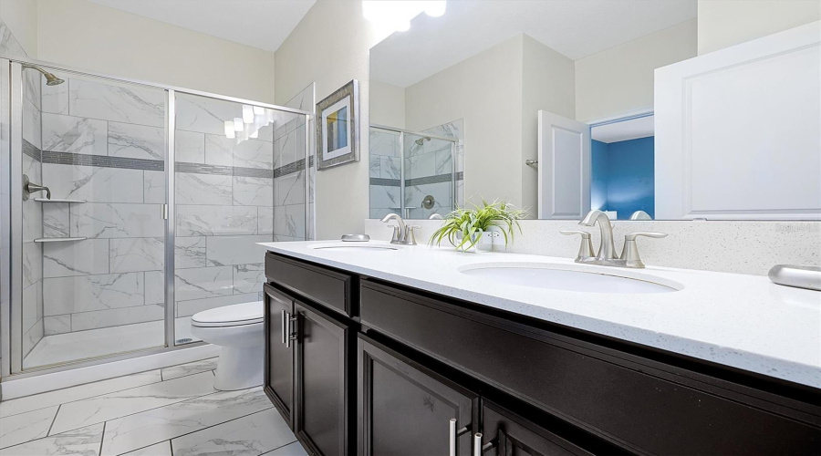 DAVENPORT, Florida 33896, 8 Bedrooms Bedrooms, ,5 BathroomsBathrooms,Residential,For Sale,FLANGE,0,MFRO6340250